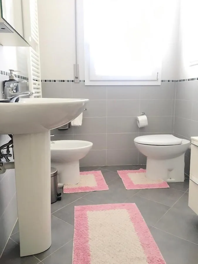 Laurana Piazza Brescia- Appartamento Duplex Lido di Jesolo 0*,  Italy